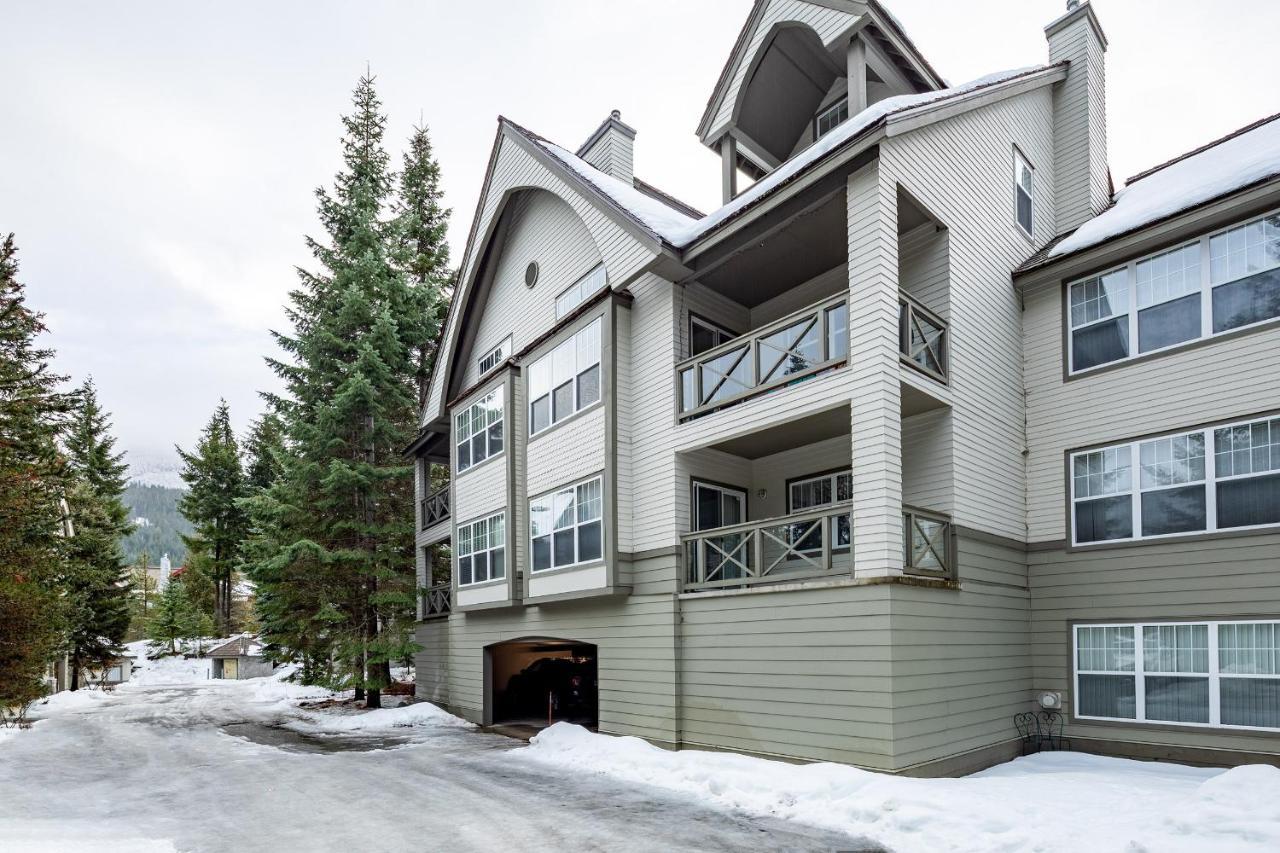 Deer Run By Whistler Premier Apartment ภายนอก รูปภาพ
