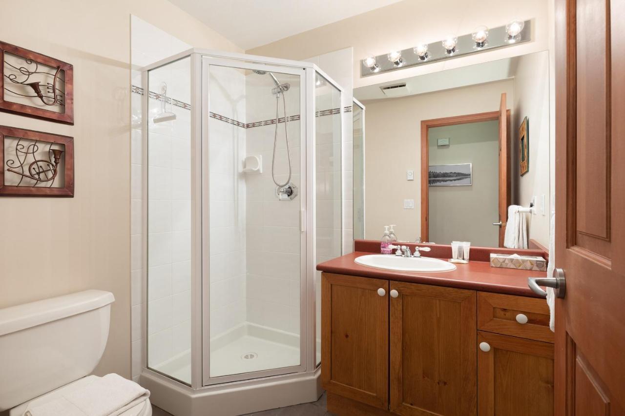 Deer Run By Whistler Premier Apartment ภายนอก รูปภาพ